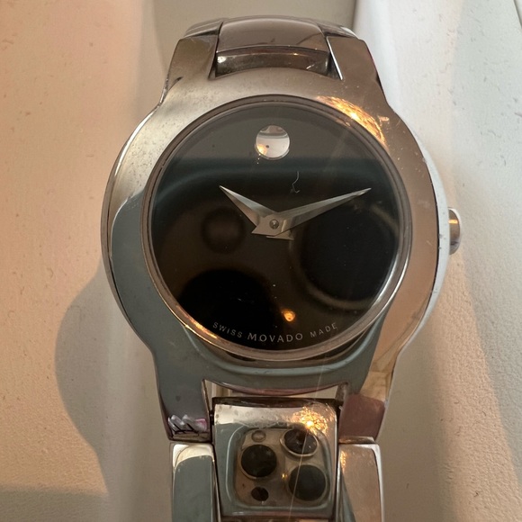 COPY - Women’s Movado Amorosa Watch - beautiful and nearly new! - Picture 7 of 9